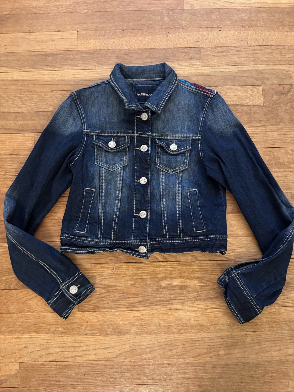 Maurices Women's Dark Wash Cropped Denim Jacket - Size M
 b8